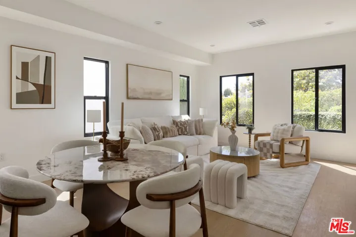 1294 S Citrus Avenue, Los Angeles, California 90019