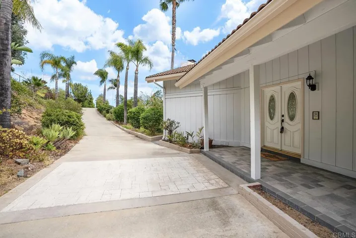 2645 Daisy Lane, Fallbrook, California 92028