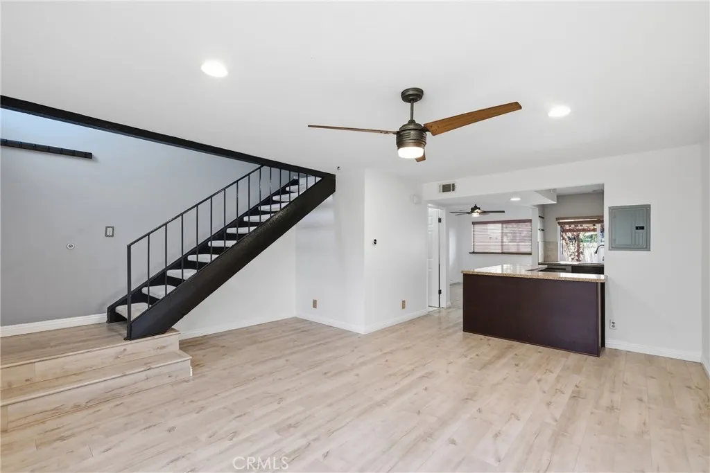 54 Oval Road, Irvine, California 92604 — photo 4
