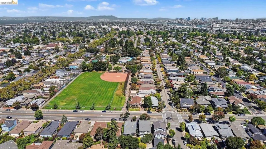 1446 Fernside Blvd, Alameda, California 94501