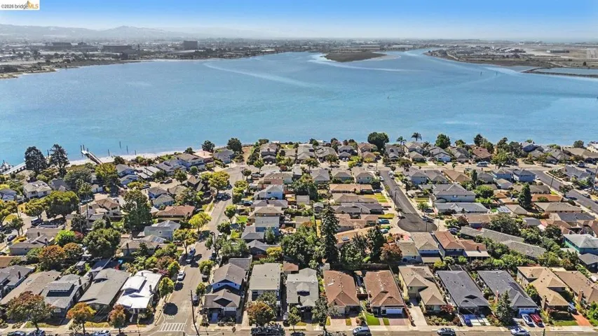 1446 Fernside Blvd, Alameda, California 94501