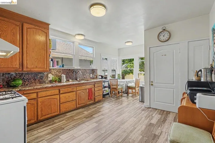 1446 Fernside Blvd, Alameda, California 94501