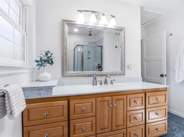 495 Arboleda Drive, Los Altos, California 94024