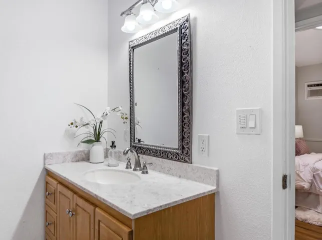495 Arboleda Drive, Los Altos, California 94024
