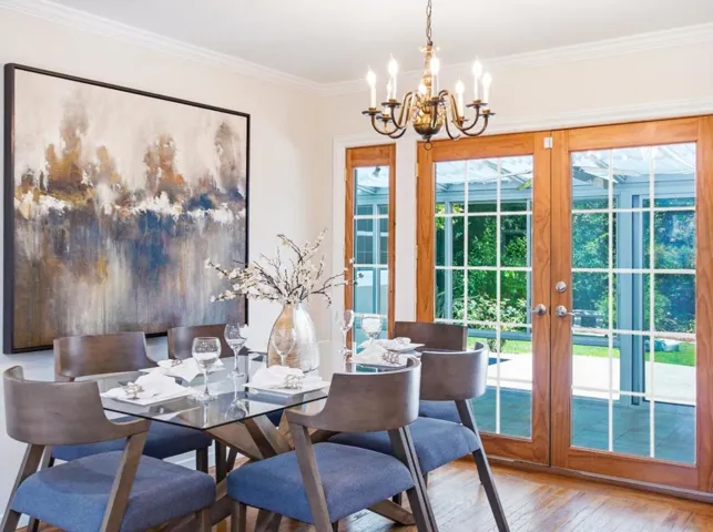 495 Arboleda Drive, Los Altos, California 94024