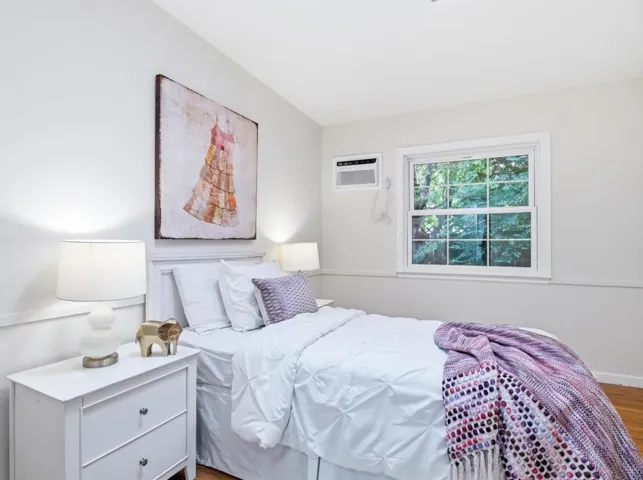 495 Arboleda Drive, Los Altos, California 94024