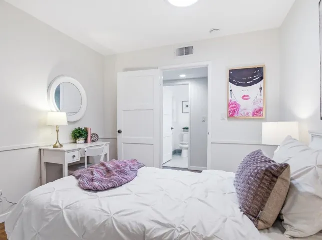 495 Arboleda Drive, Los Altos, California 94024