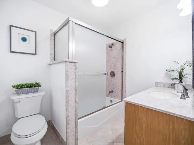 495 Arboleda Drive, Los Altos, California 94024