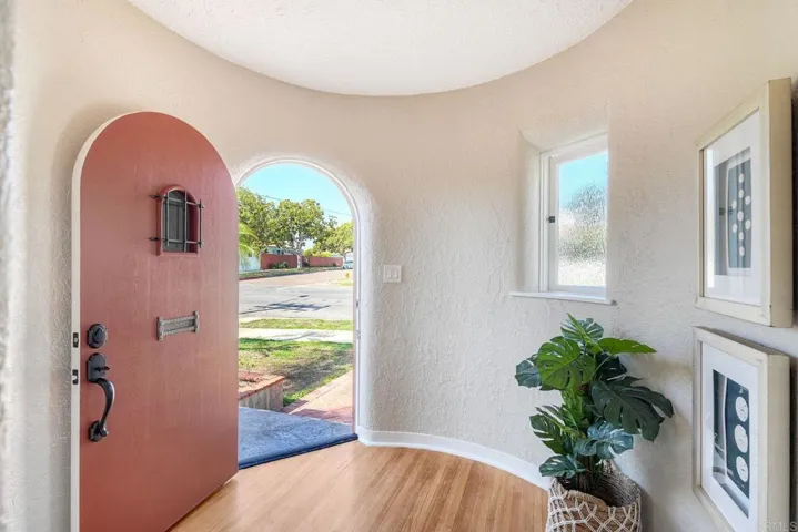 403 S Horne Street, Oceanside, California 92054