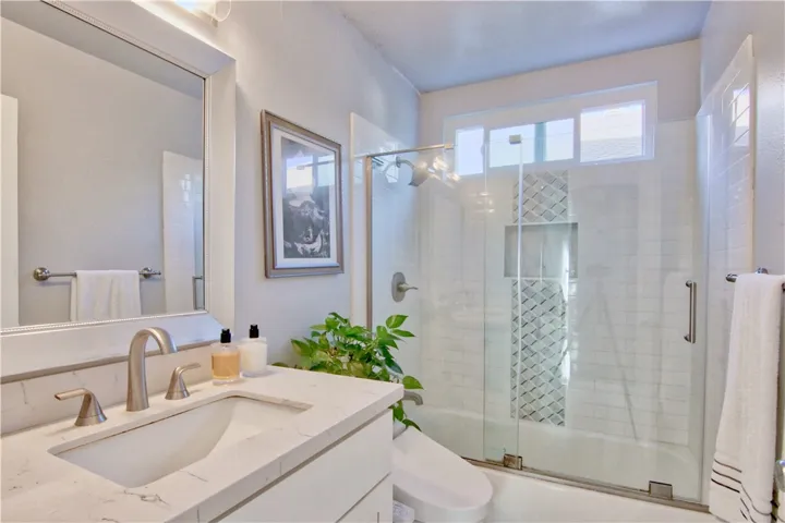 13261 Acoro Place, Cerritos, California 90703