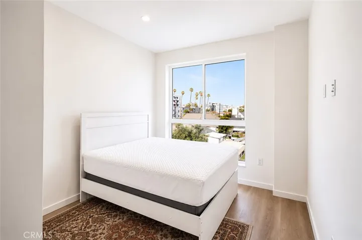 955 Fedora Street 411, Los Angeles, California 90006