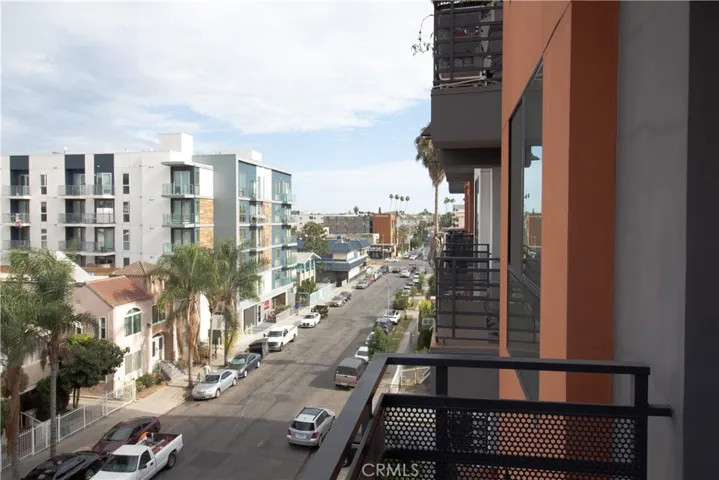 955 Fedora Street 411, Los Angeles, California 90006