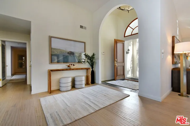 3635 Fawndale Place, Sherman Oaks, California 91403
