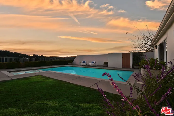 3635 Fawndale Place, Sherman Oaks, California 91403