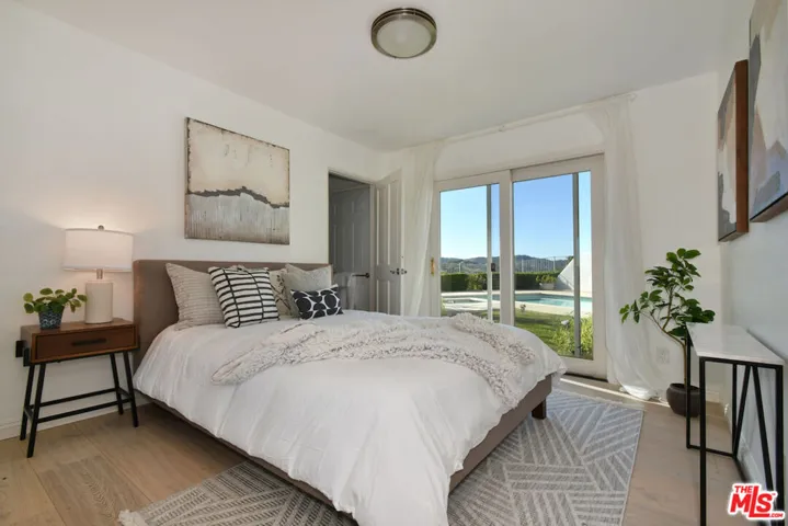 3635 Fawndale Place, Sherman Oaks, California 91403