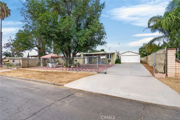 168 Bond Drive, Perris, California 92570
