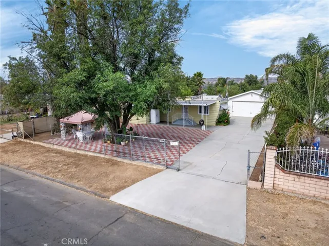 168 Bond Drive, Perris, California 92570