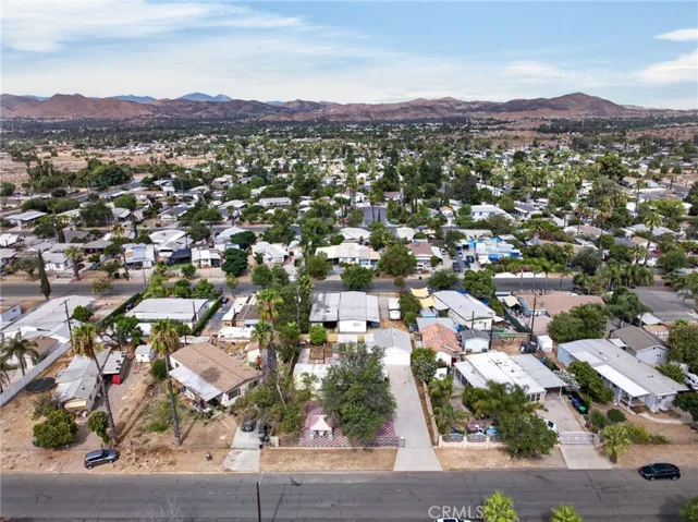 168 Bond Drive, Perris, California 92570