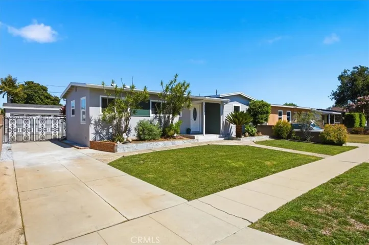 2824 Charlemagne Avenue, Long Beach, California 90815