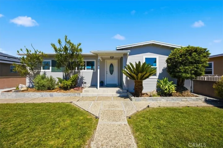 2824 Charlemagne Avenue, Long Beach, California 90815