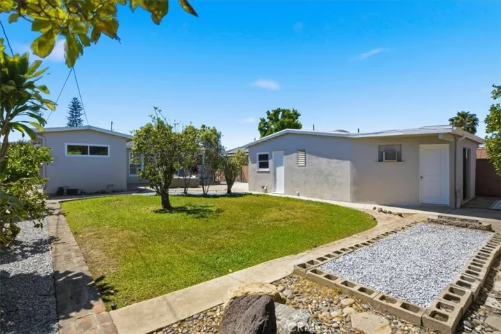 2824 Charlemagne Avenue, Long Beach, California 90815