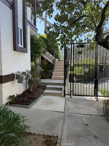 149 S Avenue 54 13, Los Angeles, California 90042