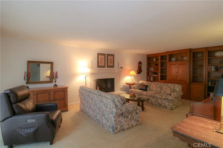 9455 Friendly Woods, Whittier, California 90605