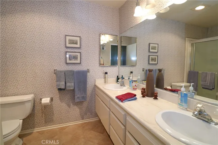 9455 Friendly Woods, Whittier, California 90605
