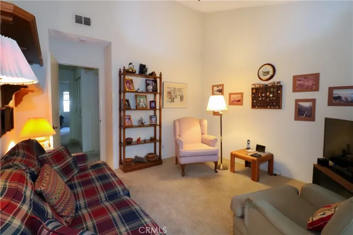 9455 Friendly Woods, Whittier, California 90605