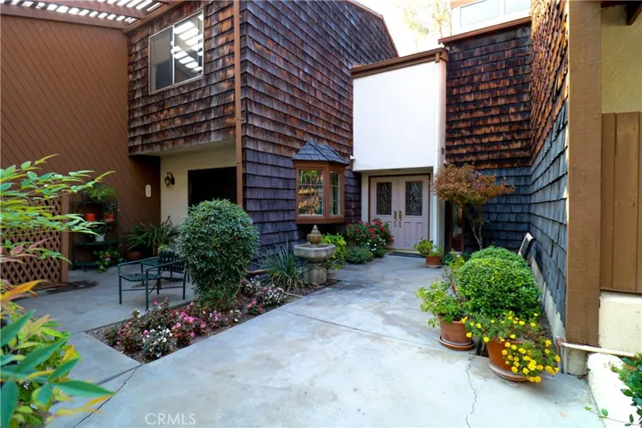 9455 Friendly Woods, Whittier, California 90605