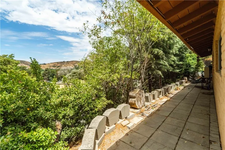42766 Ranch Club Road, Lake Hughes, California 93532