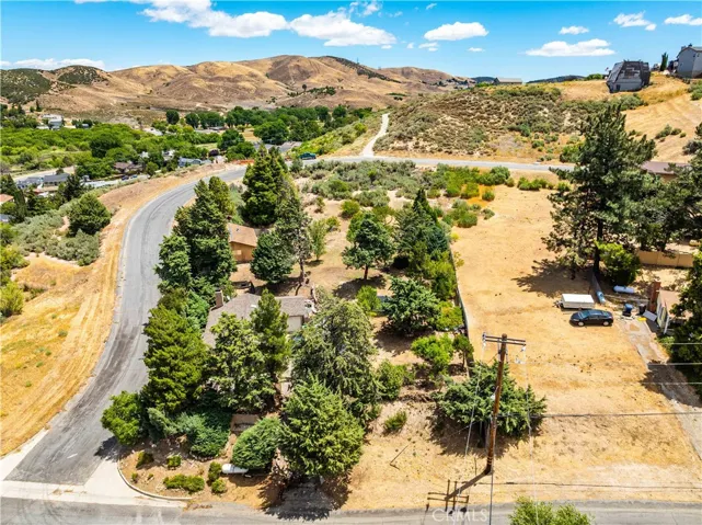 42766 Ranch Club Road, Lake Hughes, California 93532