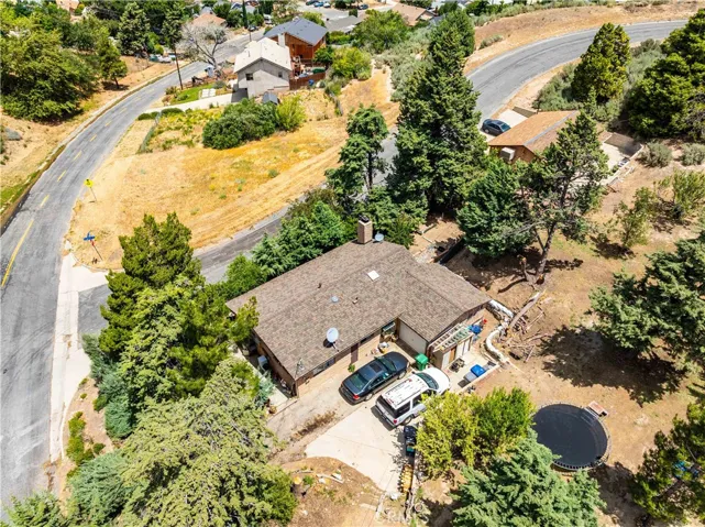42766 Ranch Club Road, Lake Hughes, California 93532