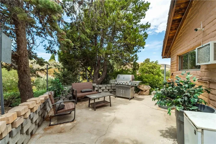 42766 Ranch Club Road, Lake Hughes, California 93532