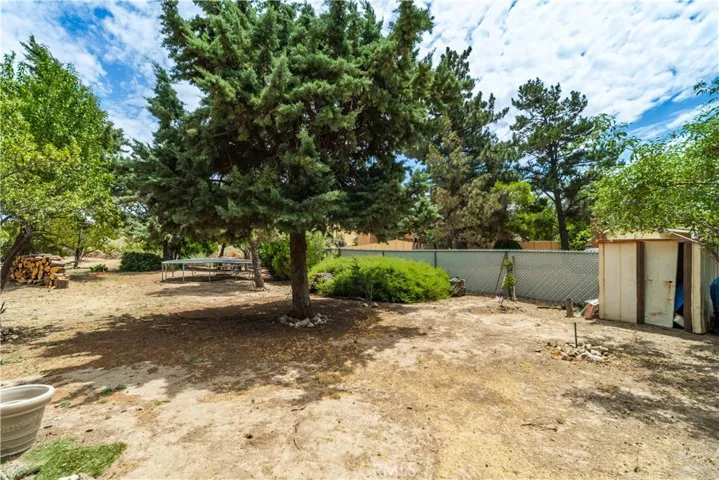 42766 Ranch Club Road, Lake Hughes, California 93532