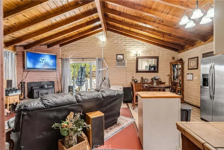42766 Ranch Club Road, Lake Hughes, California 93532
