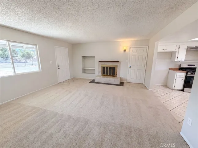 13191 El Rio, Victorville, California 92392