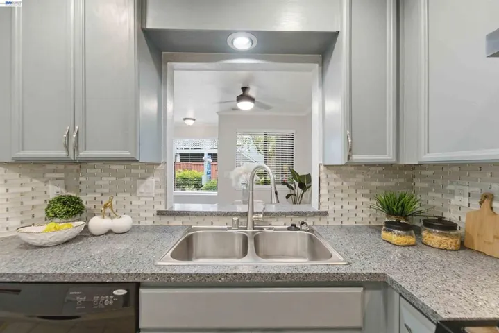 4664 Devonshire Cmn, Fremont, California 94536
