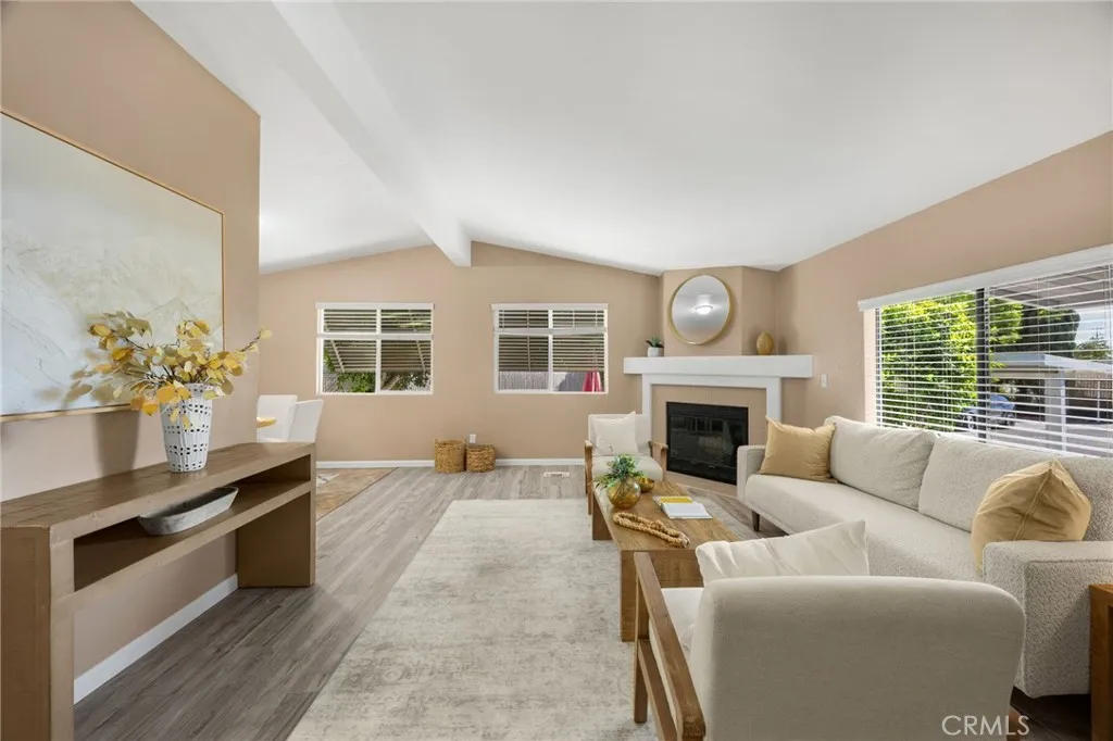 Living rm with fireplace