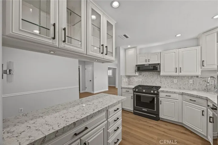 580 Black Hills Drive, Claremont, California 91711