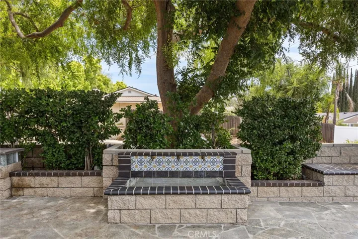 580 Black Hills Drive, Claremont, California 91711