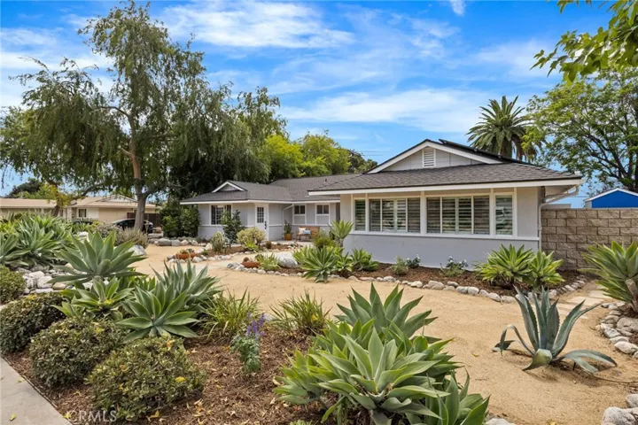 580 Black Hills Drive, Claremont, California 91711