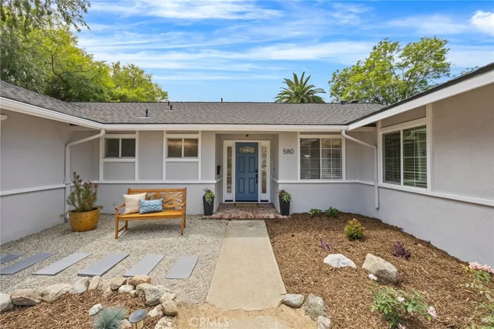 580 Black Hills Drive, Claremont, California 91711