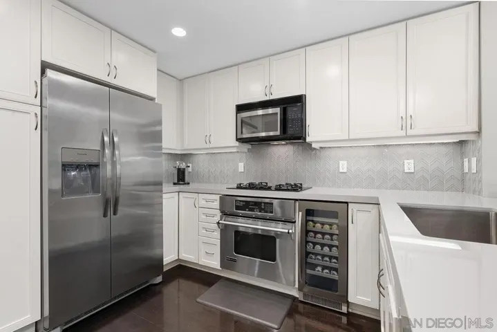 555 Front 1501, San Diego, California 92101
