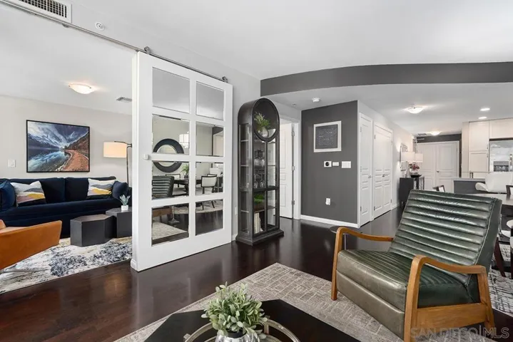 555 Front 1501, San Diego, California 92101