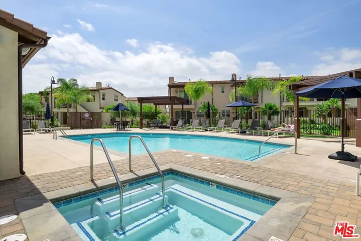 4378 Paxton Place, Calabasas, California 91302
