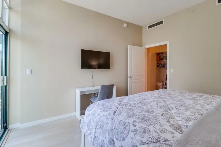 555 Front St 205, San Diego, California 92101