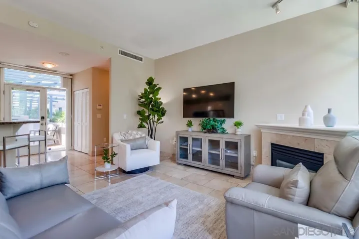 555 Front St 205, San Diego, California 92101