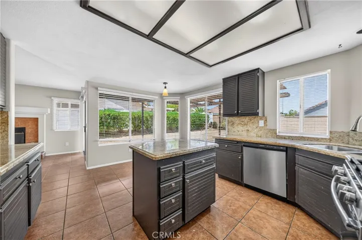 36194 Toulon Drive, Murrieta, California 92562