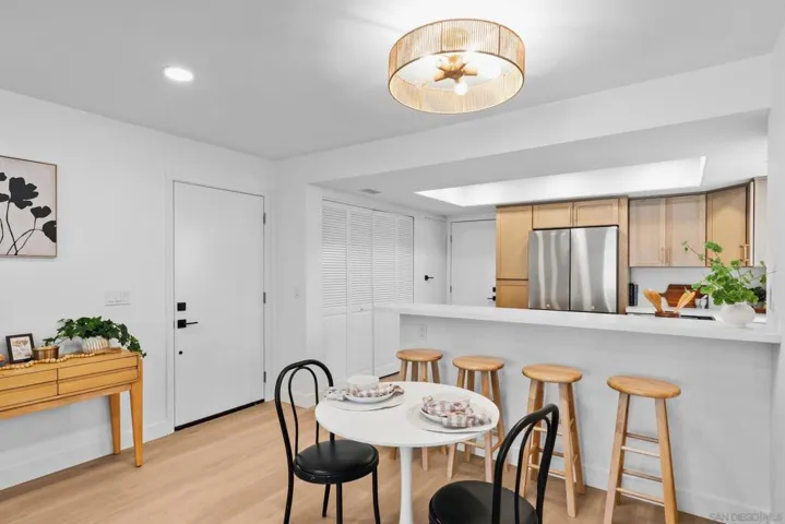 110 Mangano, Encinitas, California 92024